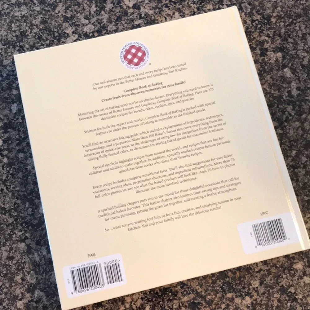 Better Homes and Gardens Complete Book of Baking